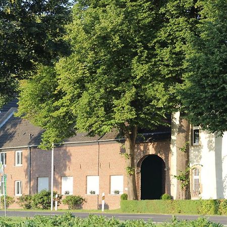 Gaestezimmer Bergerhof - Ankommen Und Wohlfuehlen Neuss Esterno foto